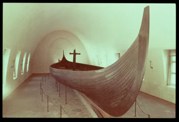 La nave lunga di Gokstad (legno)